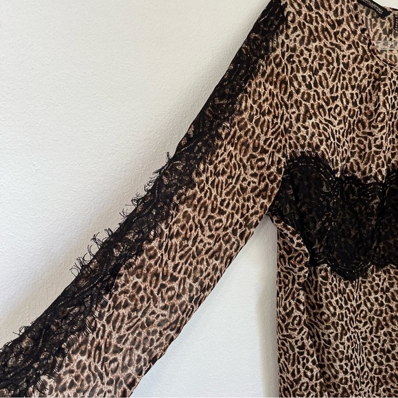 Kardashian Leopard Print Lace Semi Sheer Long Sleeve Blouse Size XL - Picture 2 of 8